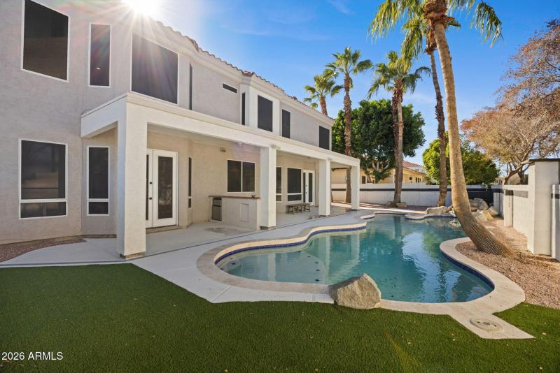 59-web-or-mls-1442-w-laurel-ave