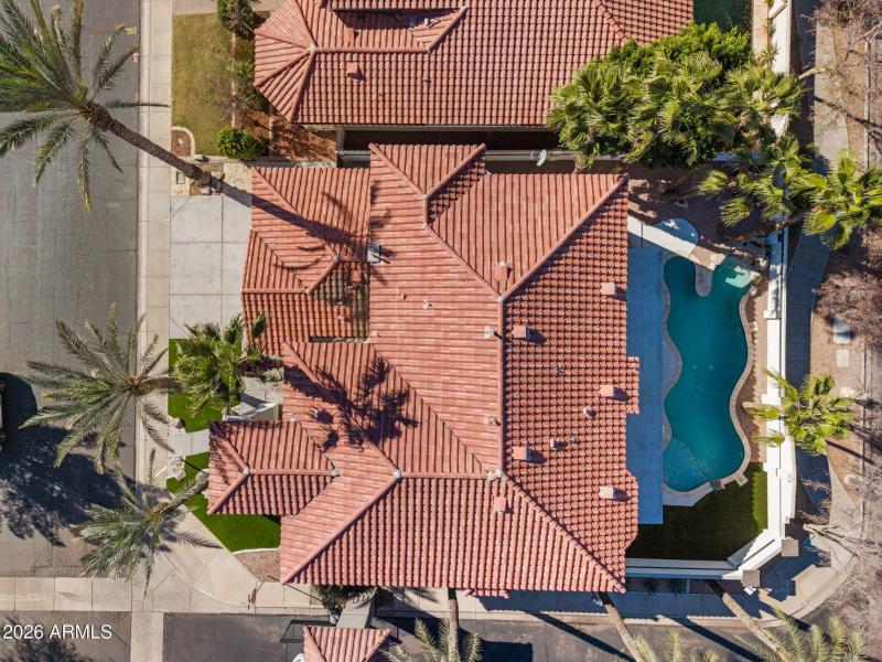 69-web-or-mls-1442-w-laurel-ave