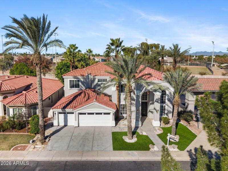 76-web-or-mls-1442-w-laurel-ave