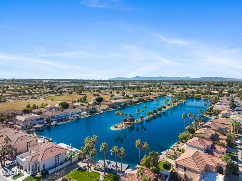 77-web-or-mls-1442-w-laurel-ave