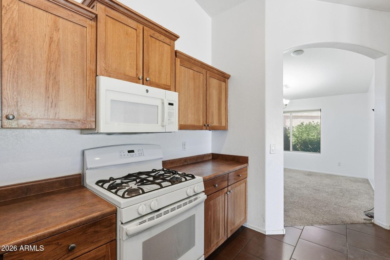 YES IT'S A GAS STOVE!!!