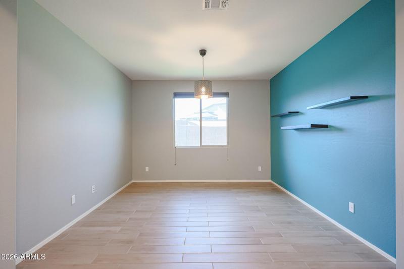 Flex Room - Off Kitchen