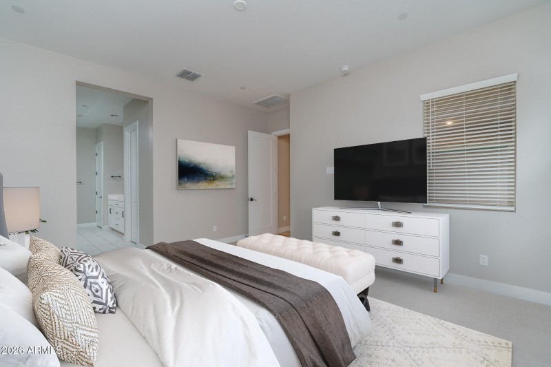 13VS) PRIMARY BEDROOM