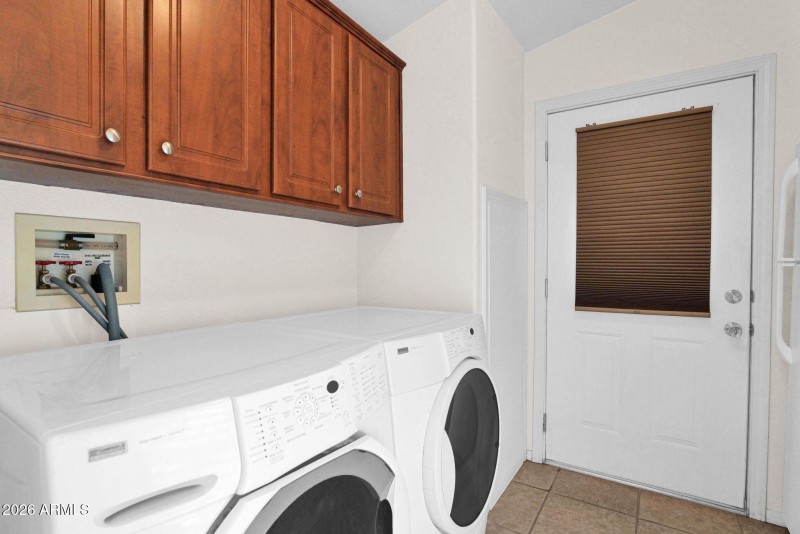 Large Laundry Room