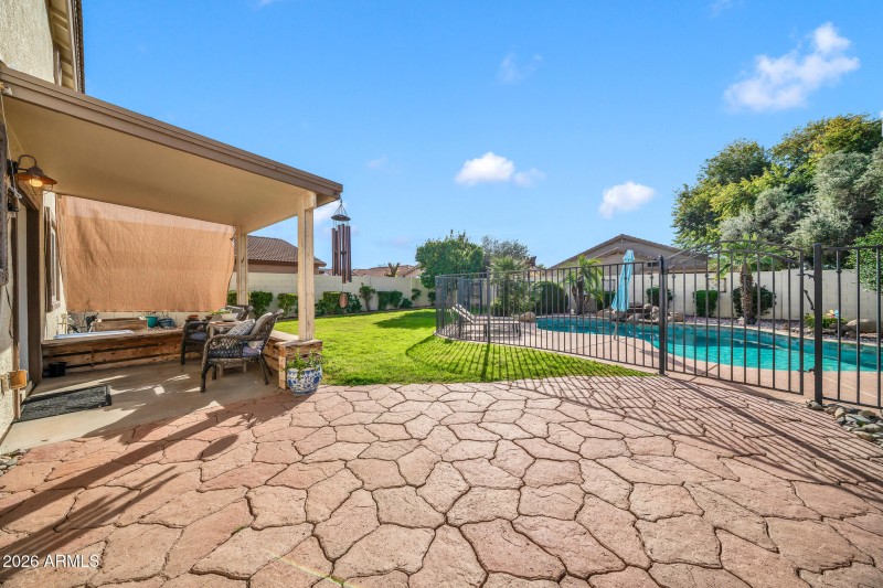 15957 W Crocus Dr-38_(2048)