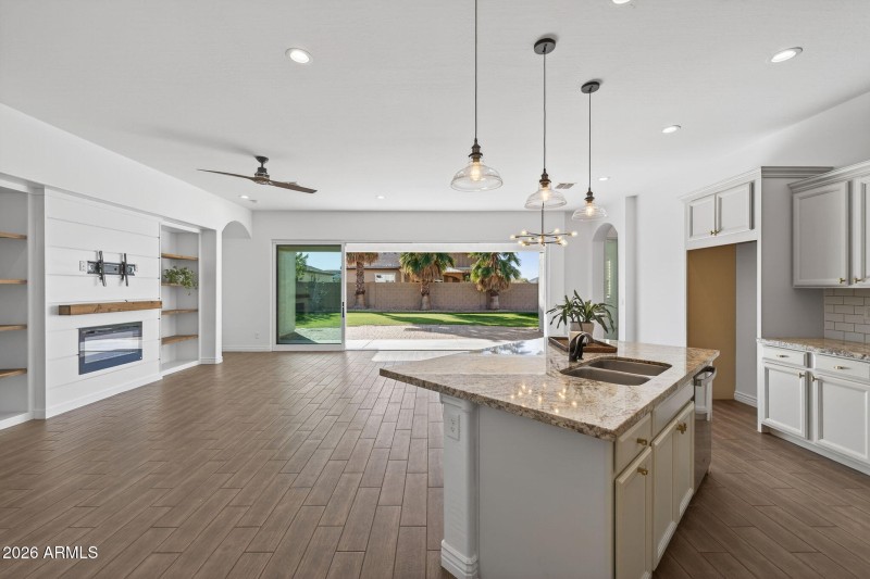 Bring your table AND sectional