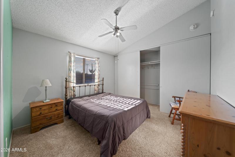 317 Peretz Cir 00010