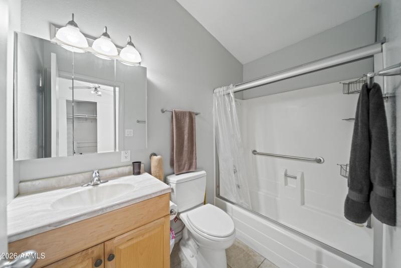 317 Peretz Cir 00011