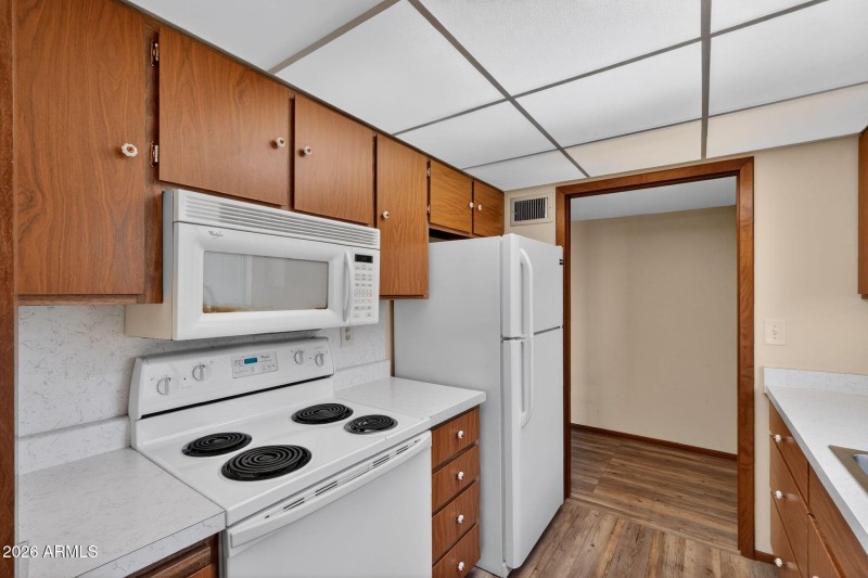 07_13207_N_98th_Ave_unit_L_Sun_City_AZ_8