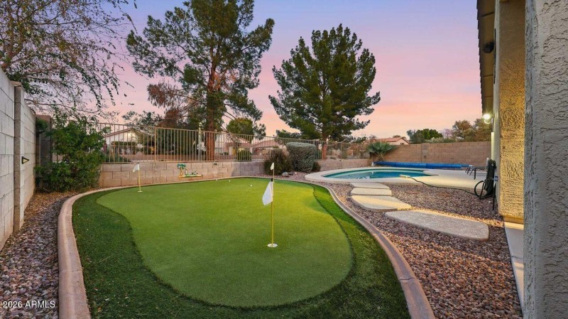 Custom Putting Green