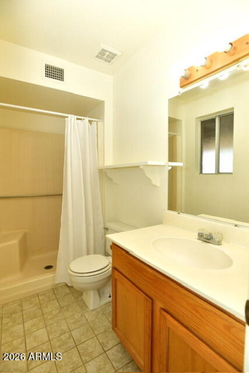 1943 E South Mountain Ave 31