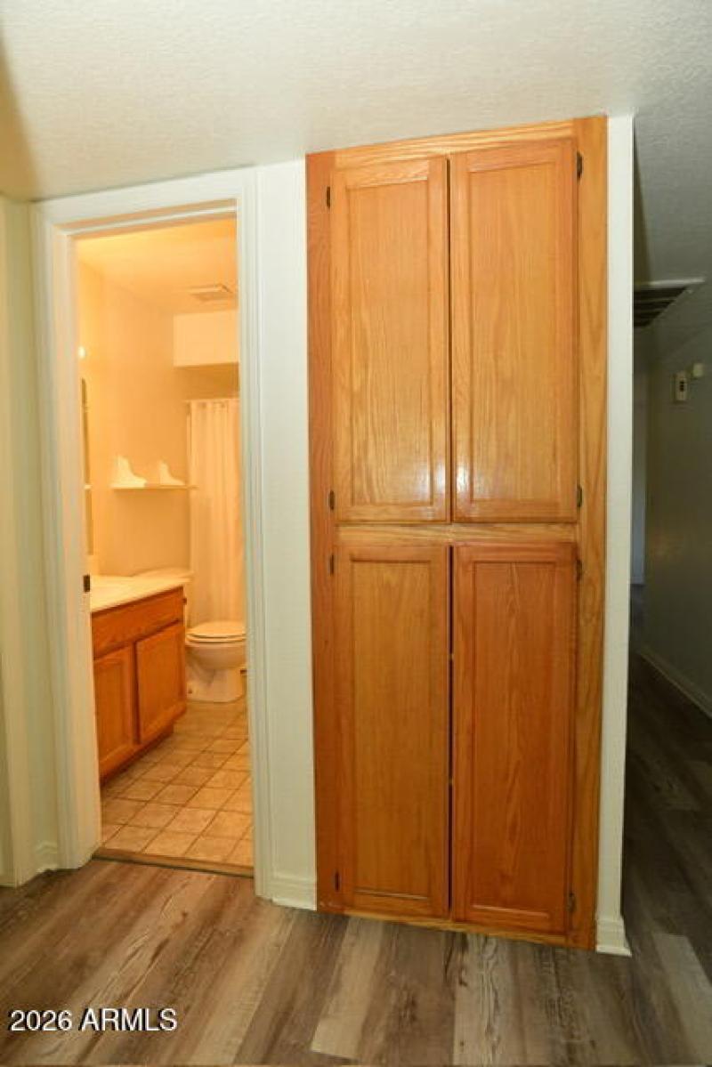 1943 E South Mountain Ave 27