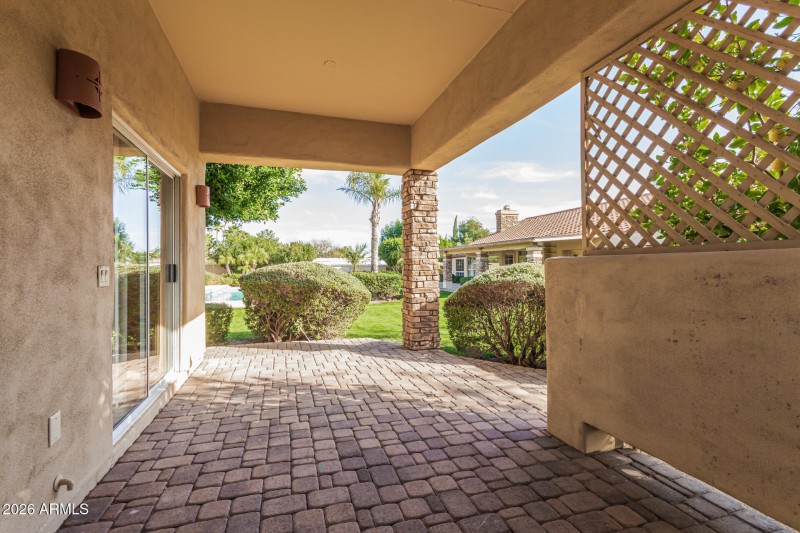 Casita covered patio