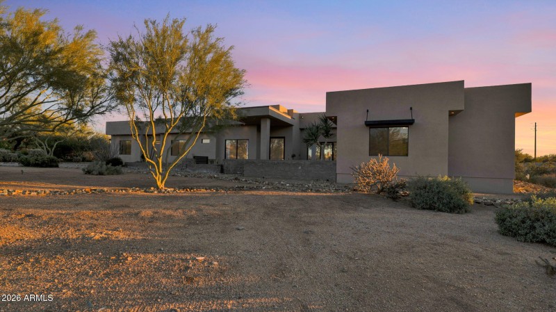 4717 E Quailbrush Rd