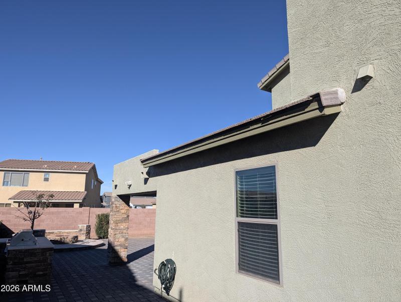 PXL_20260113_213334029