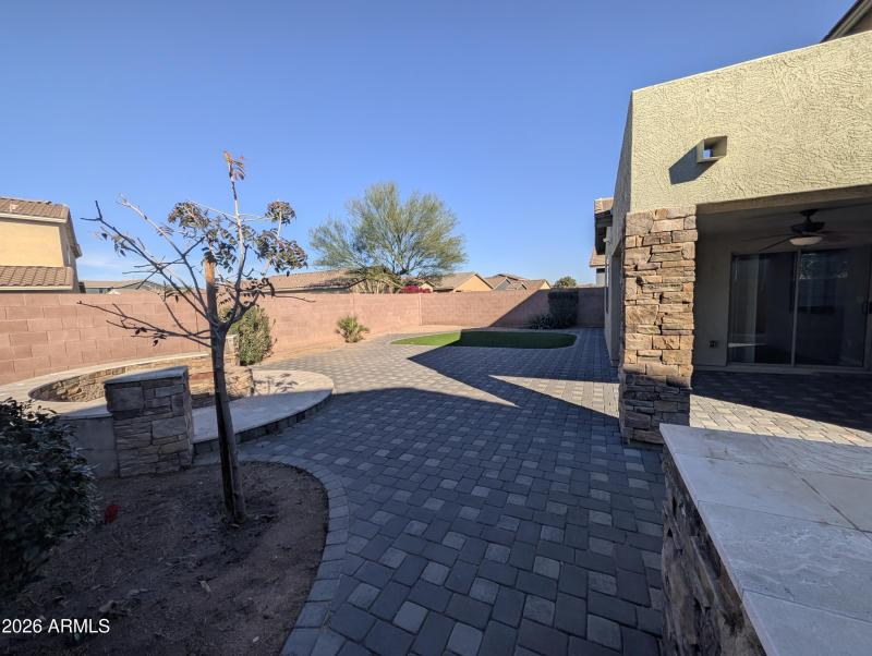 PXL_20260113_213406327