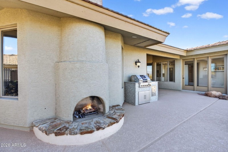 16-web-or-mls-67-E Telegraph Dr