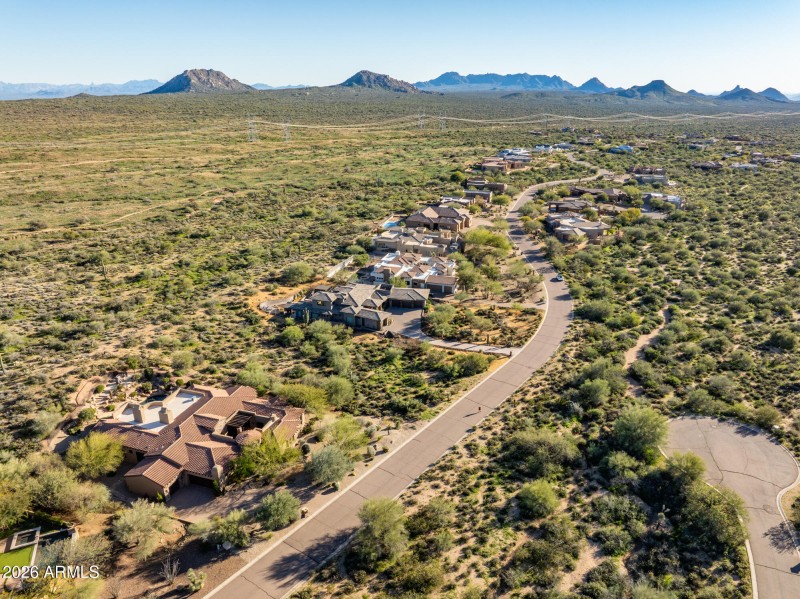 37247 N Boulder View Dr