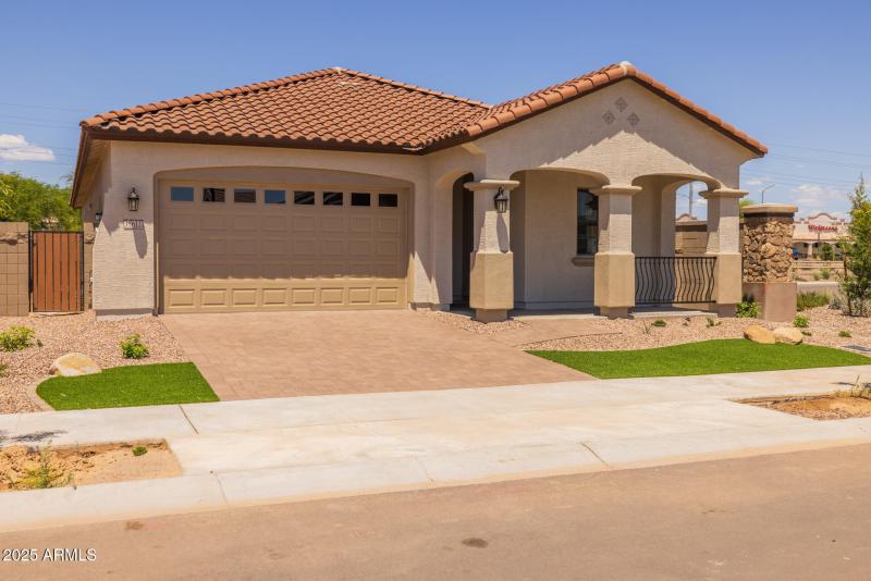 3)FRONT OF HOME