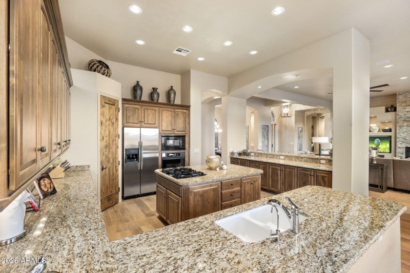 22-web-or-mls-DSC04322 copy