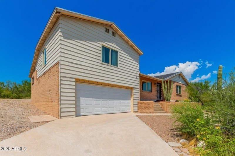 01 Virtually Staged Front of House