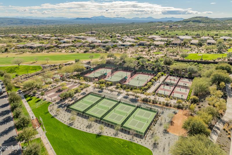 Tennis pickleball bocce