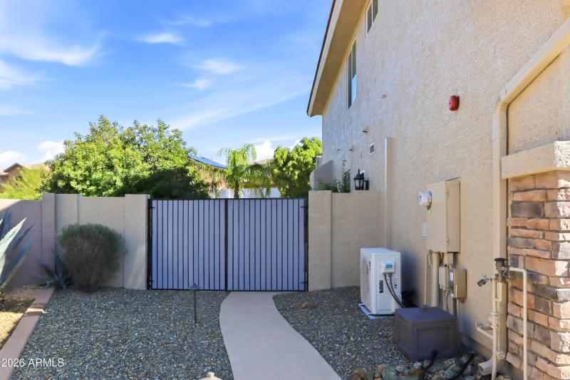 RV Gate