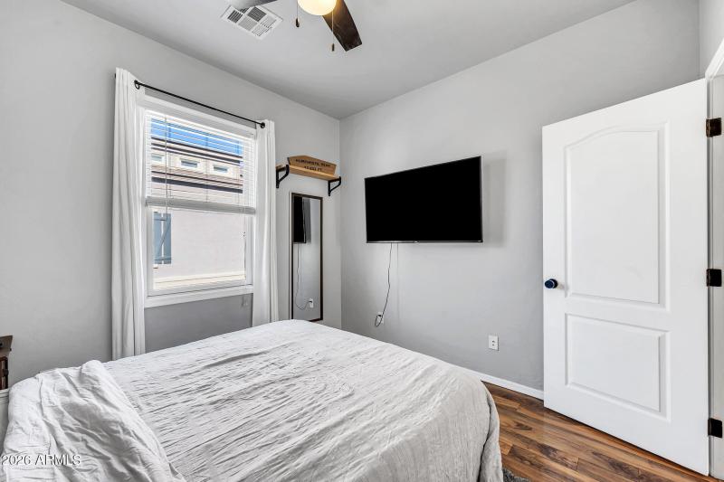 5627 S 21st Ter-26_(2048)