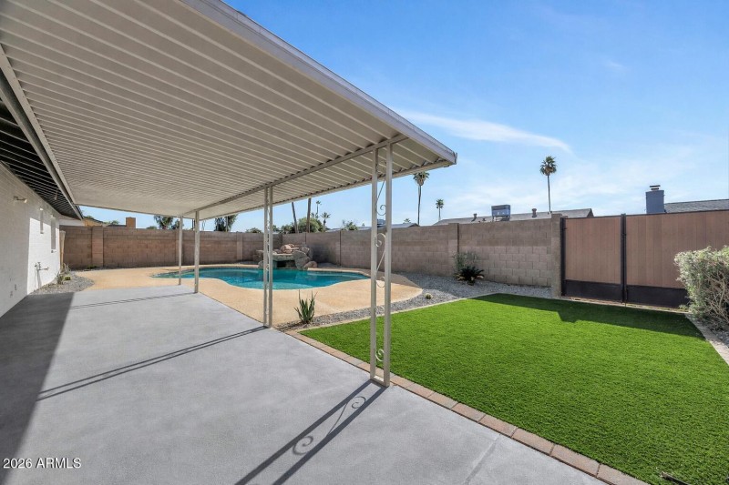 ChatGPT Image Jan 14, 2026, 08_43_33 AM