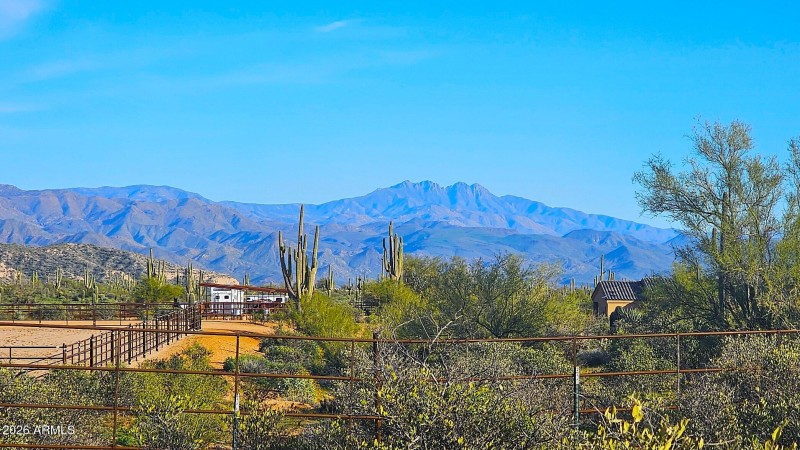 Views of 4 Peaks from homesite