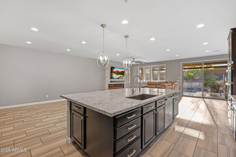 12-web-or-mls-32388-n-129th-dr