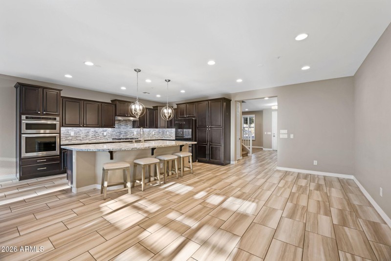 17-web-or-mls-32388-n-129th-dr