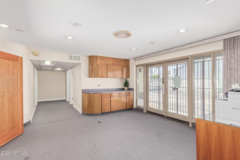 8545 N Black Canyon Highway-Phoenix, AZ