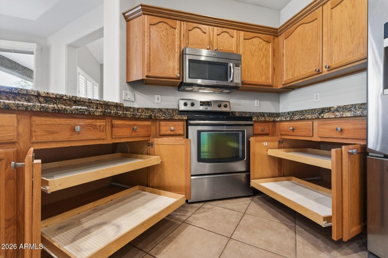 33_15816_W_La_Paloma_Dr29_mls