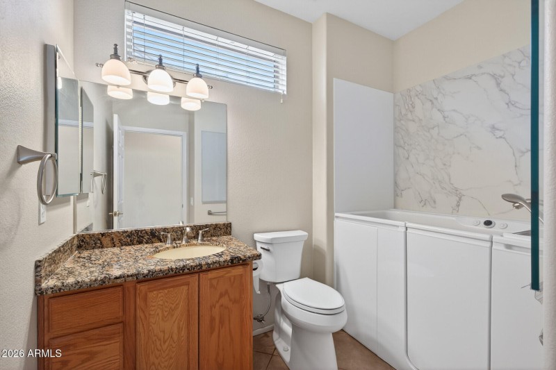 46_15816_W_La_Paloma_Dr40_mls