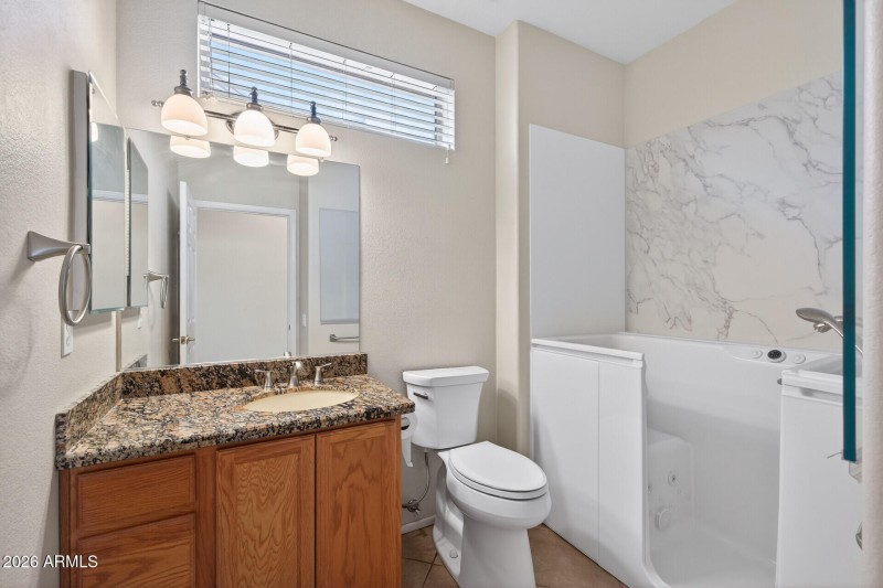 47_15816_W_La_Paloma_Dr41_mls