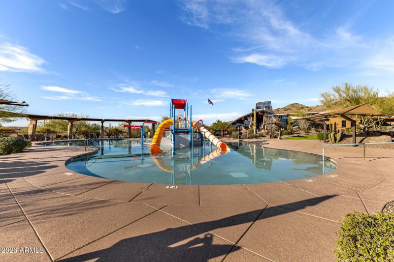 YB Kids pool