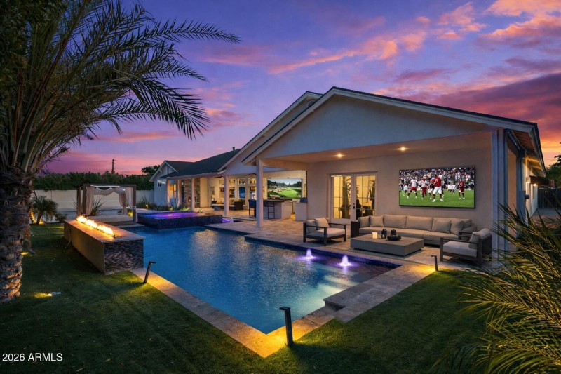 Back yard - pool - twilight 3