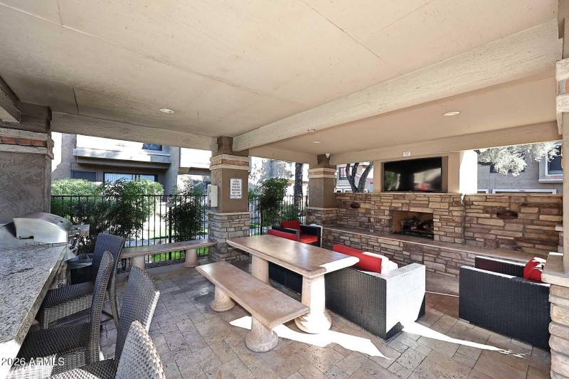 Milano Terrace-North Ramada-BBQ Grill