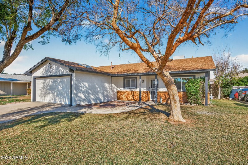 02_7352_W_Meadowbrook_Ave2_mls