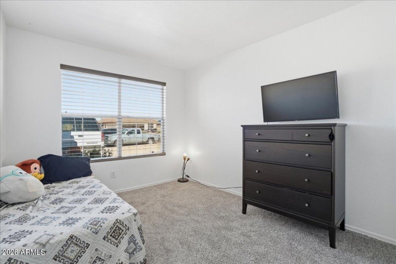 24-4013 E Alder Ave_RedHogMedia