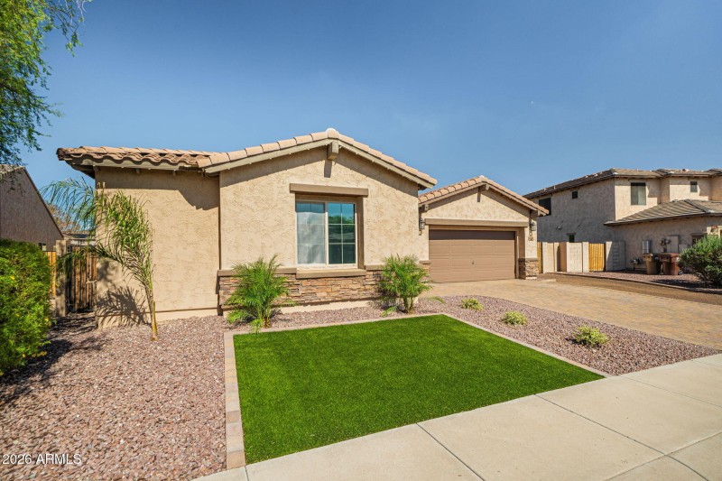 5-web-or-mls-9238 W Buckhorn Trail Revis