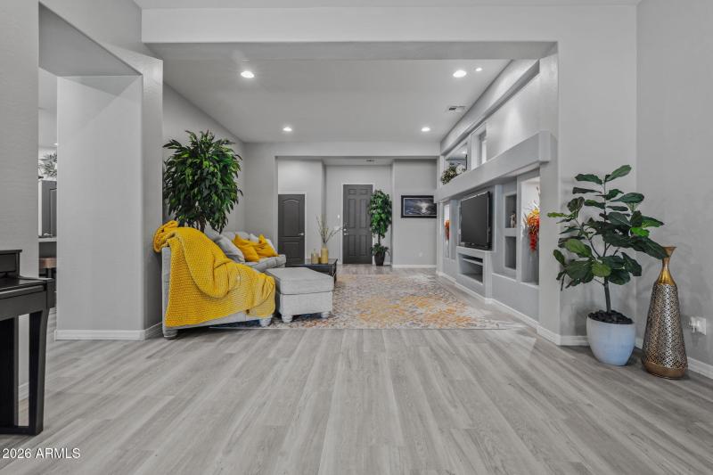 10-web-or-mls-9238 W Buckhorn Trail Revi