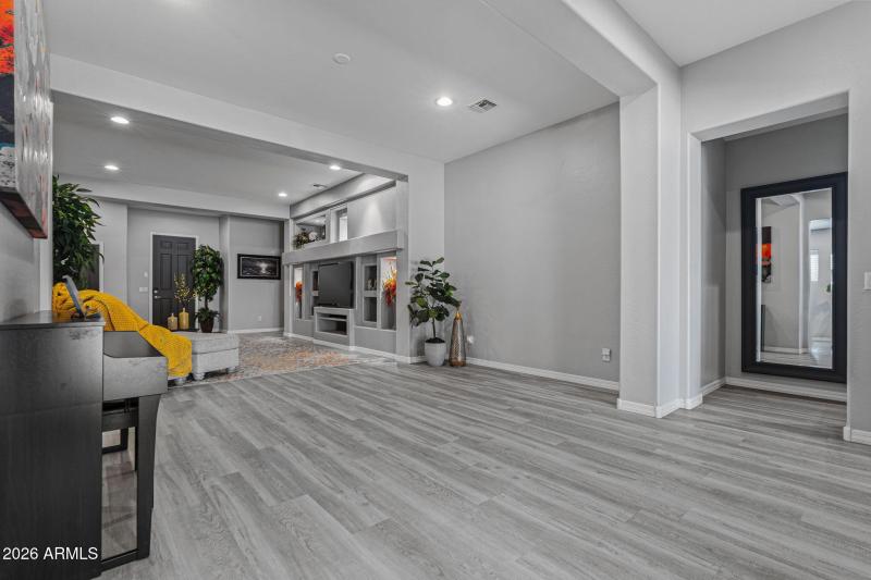 12-web-or-mls-9238 W Buckhorn Trail Revi