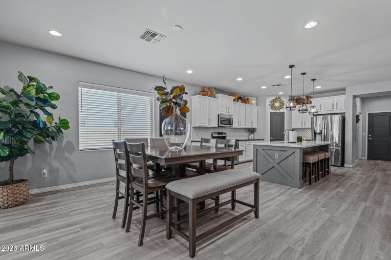 21-web-or-mls-9238 W Buckhorn Trail Revi