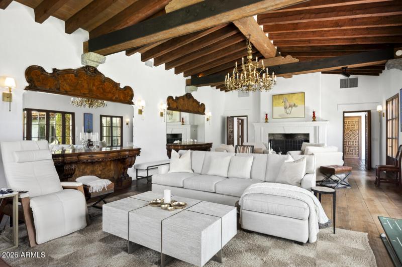 5815 N Saguaro RdWEB-42 copy