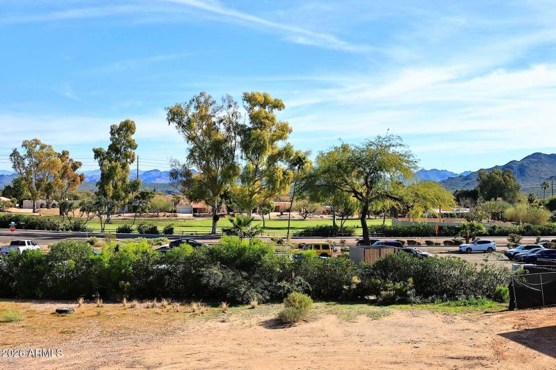 Covered Patio-Golf Course View