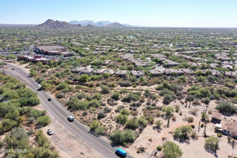 6839 E CAREFREE HWY X-1