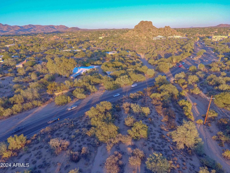 6839 E CAREFREE HWY-12-drone 6-looking n