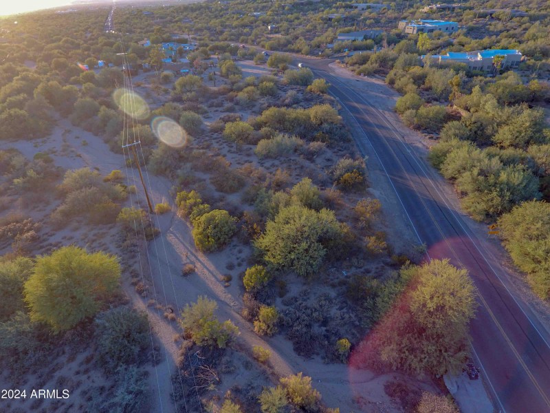 6839 E CAREFREE HWY-drone 5 higher shot